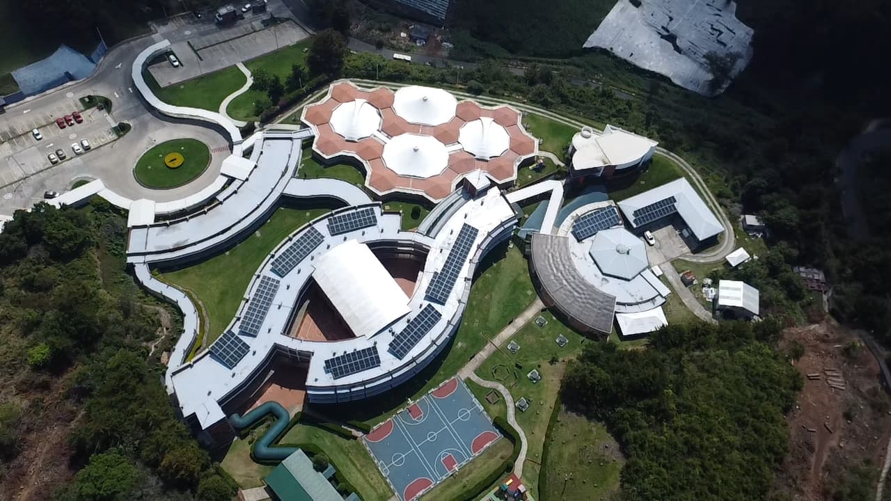 Julio Verne Paneles Solares Ecolumen