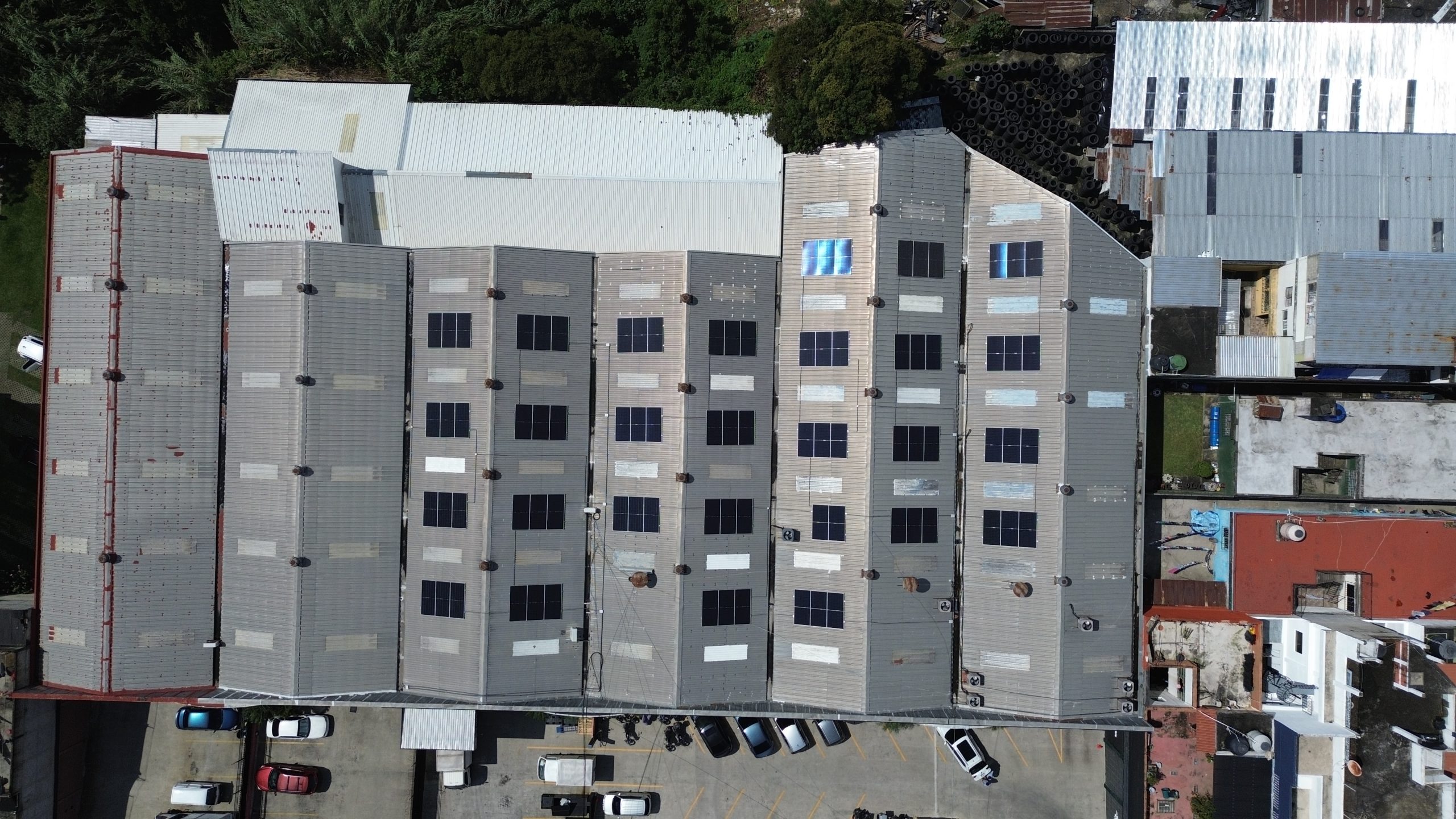 Tupperware paneles solares Ecolumen